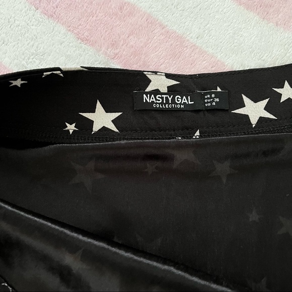 Star Ruffle Skirt - Picture 12 of 13